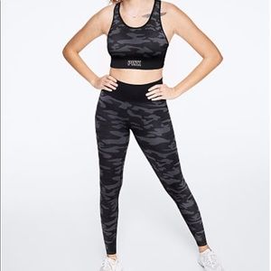 VS Pink Seamless Black Camo Set